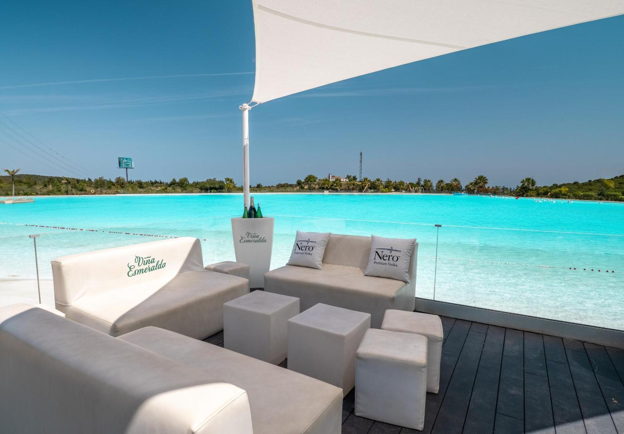 Alcazaba Lagoon 2425 Luxury Private Beach 埃斯特波纳 外观 照片