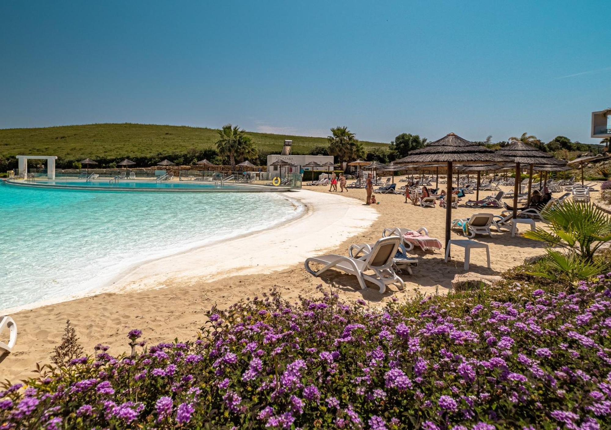 Alcazaba Lagoon 2425 Luxury Private Beach 埃斯特波纳 外观 照片